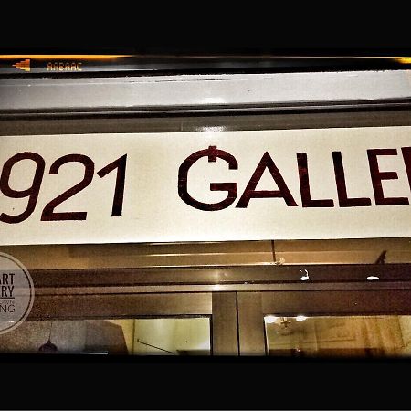 1921 Art Gallery & Travel Lodge Джорджтаун Экстерьер фото